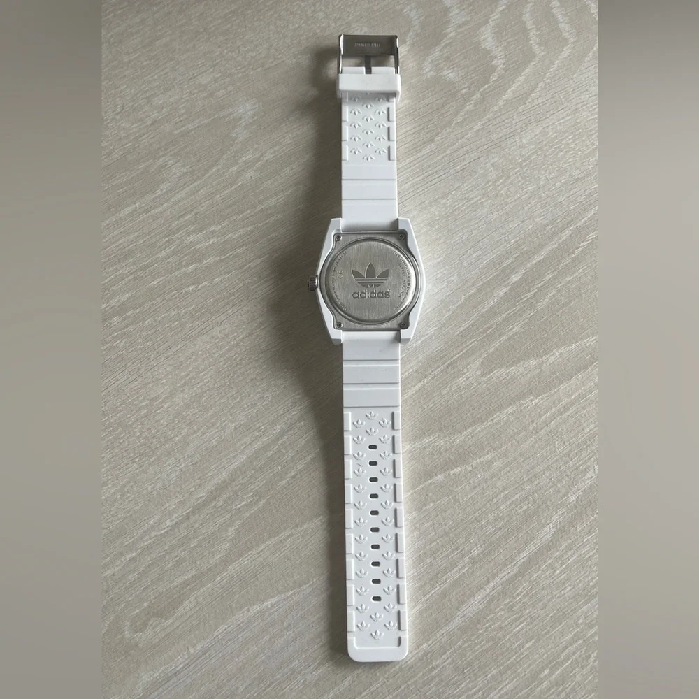 RARE- Adidas Originals SANTIAGO Watch Sport - Limited Edition